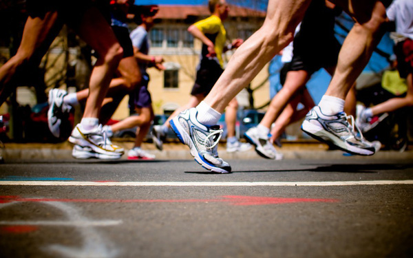 Bán cam ở giải đua marathon: Nghệ thuật chào hàng khiến không ai có thể từ chối của người làm sales