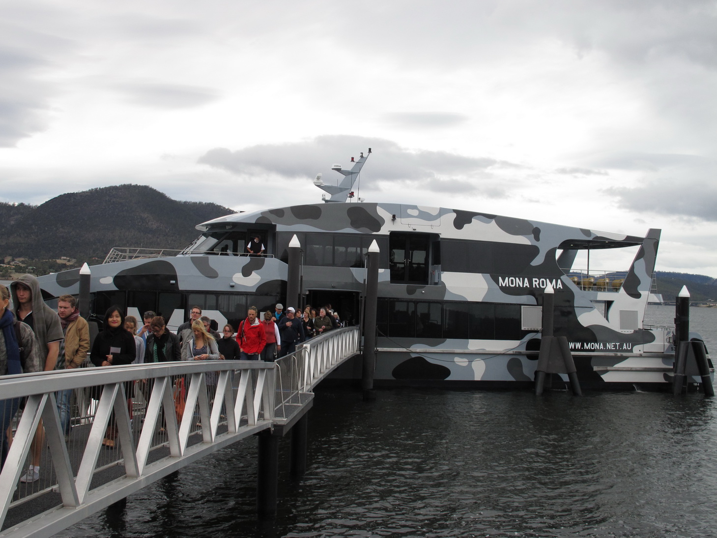 Mona kiến trúc ẩn dưới mặt đất