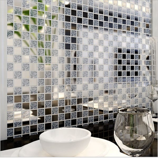Gạch mosaic thủy tinh và những ưu, nhược điểm