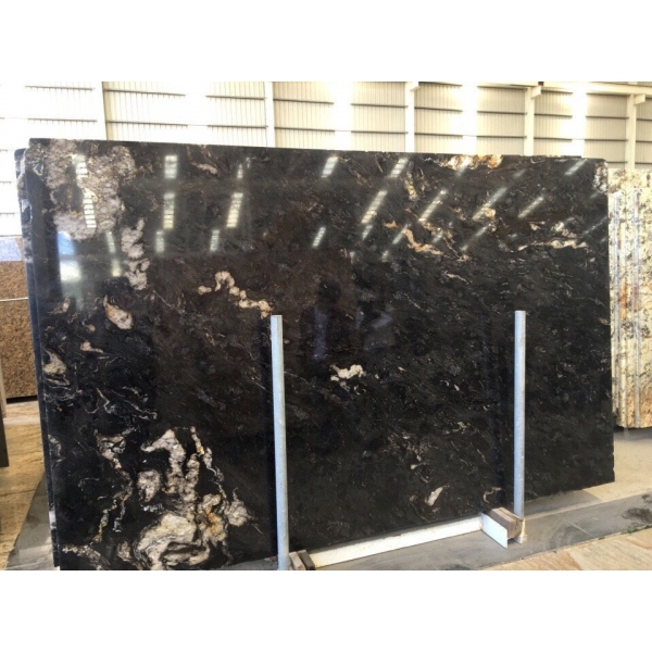 Đá Granit nhập khẩu COMIC BLACK GRANITE BRAZIL GR 47